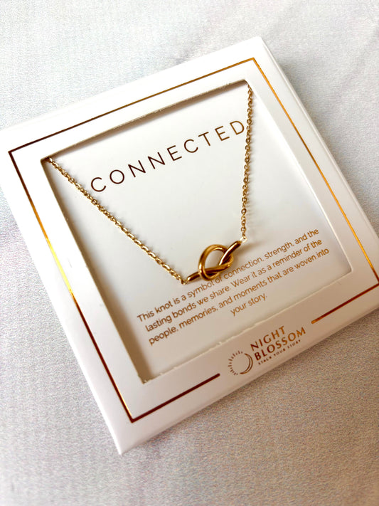 Connection knot necklace