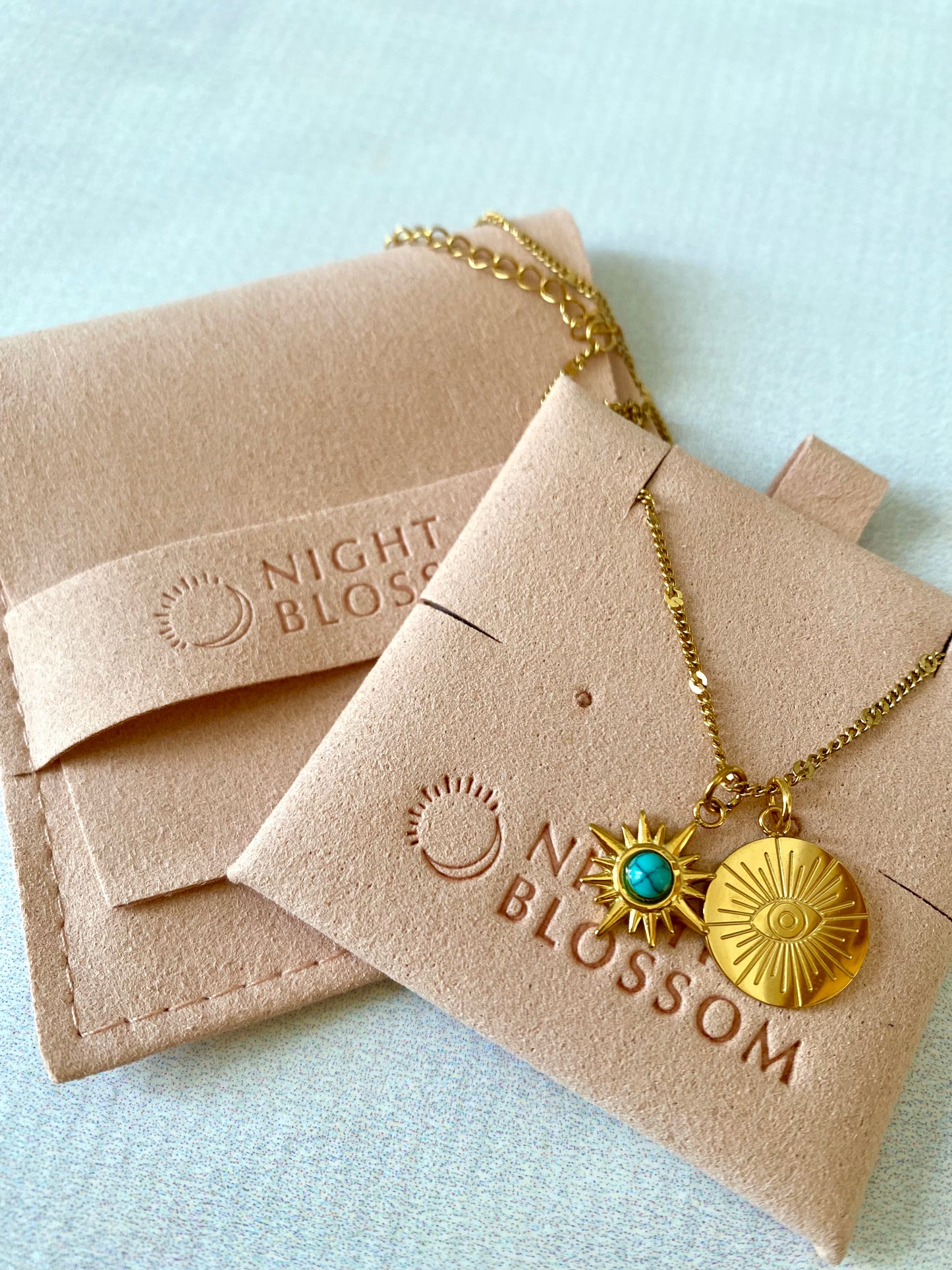 Summer eye necklace